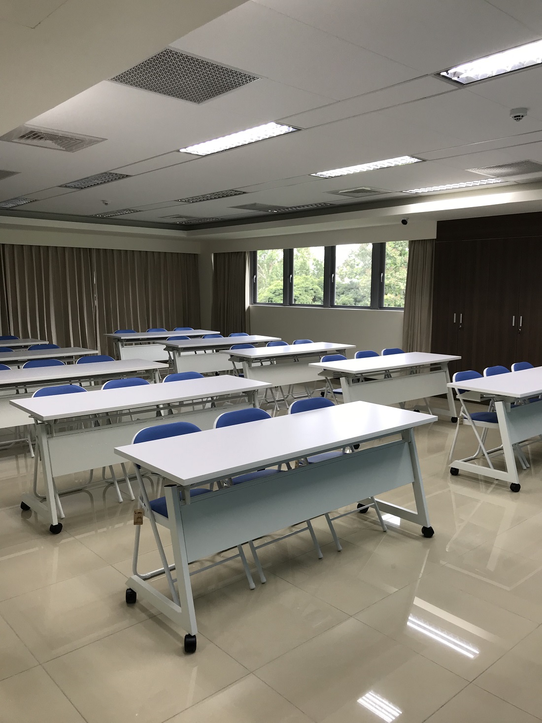 中正親職輔導中心