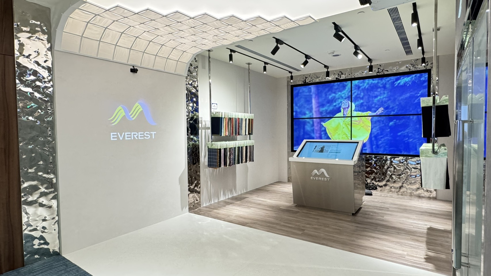 宏遠興業 辦公室及Showroom裝修工程