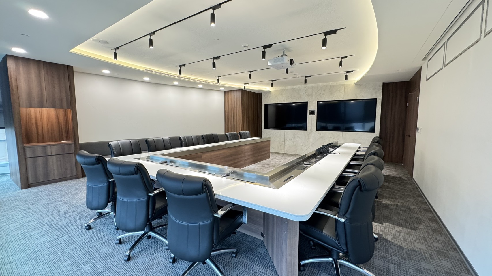 宏遠興業 辦公室及Showroom裝修工程